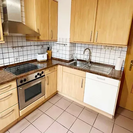Spacious Flat With Garden