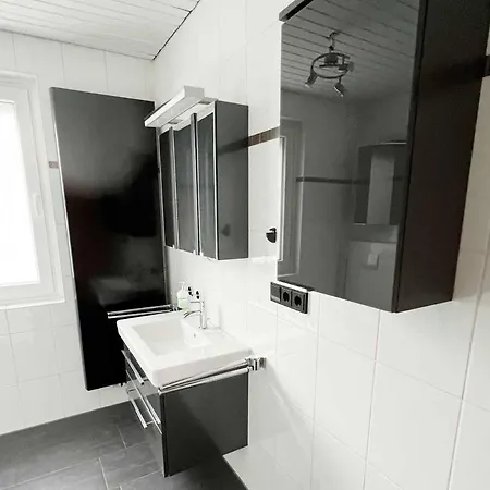 Spacious Flat With Garden Apartamento Celle