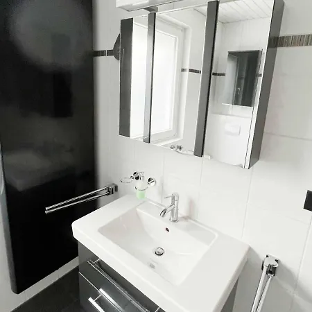 Apartamento Spacious Flat With Garden Celle