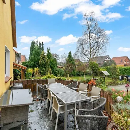 Spacious Flat With Garden